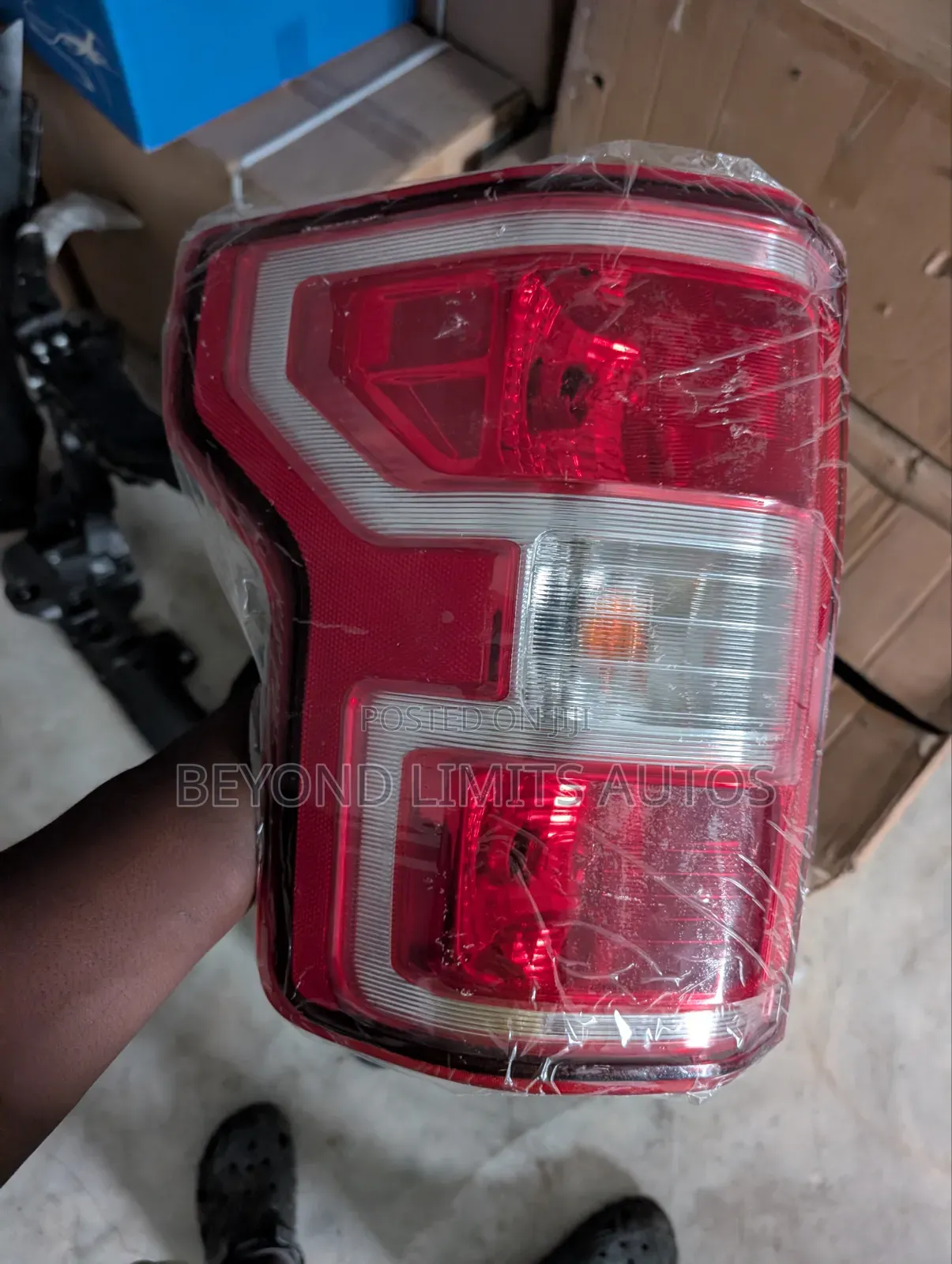 Ford F-150 2014,2015,2016,2017,2018 Tail Light