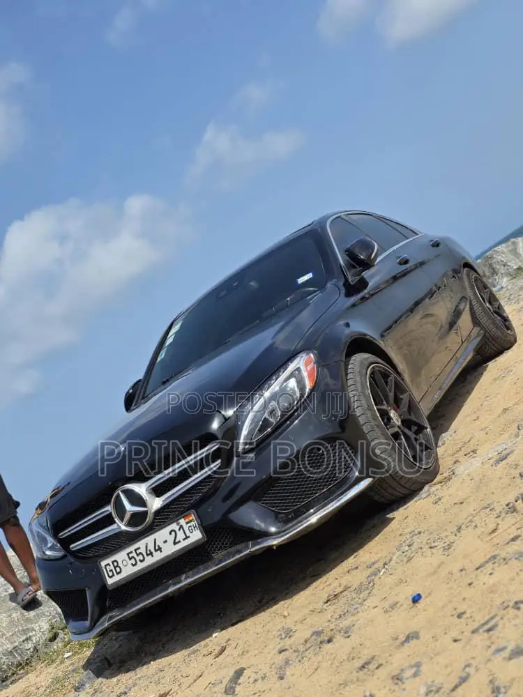 Mercedes-Benz C300 2017 Black