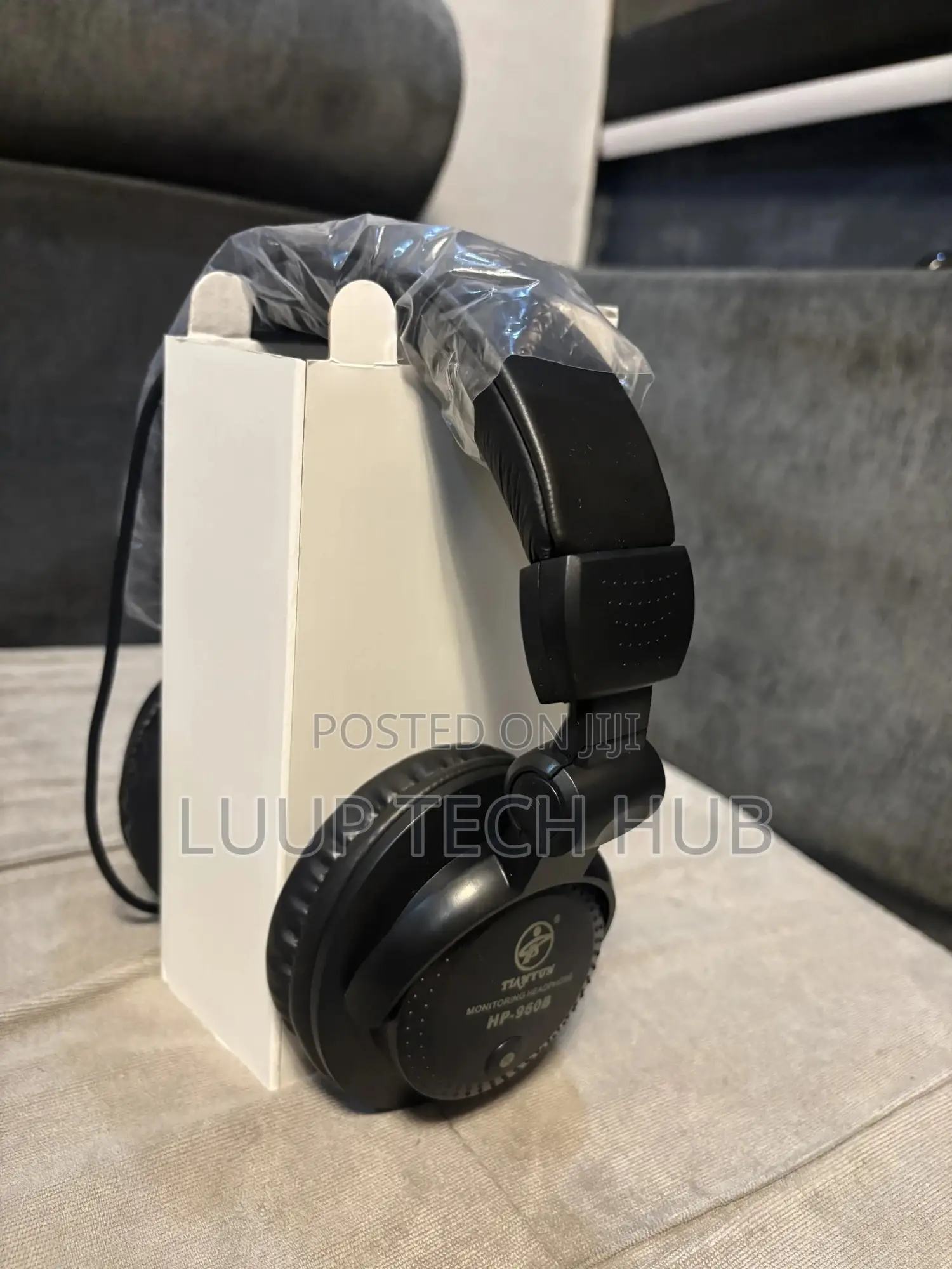 Professional Studio Monitor Headphones