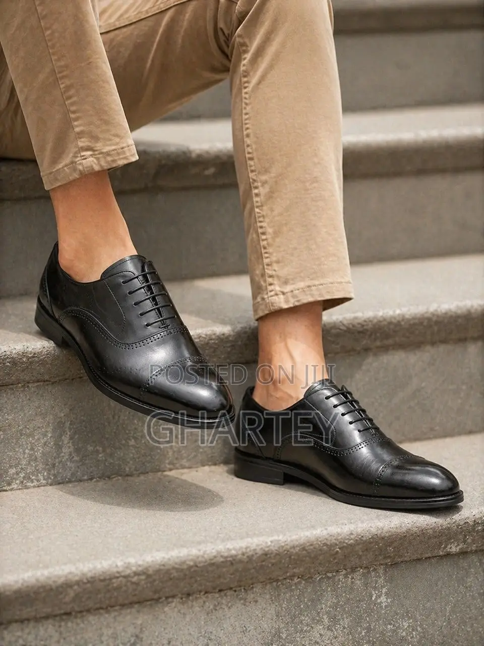 Timeless Prestige Black Cap-Toe Executive Oxford Shoes