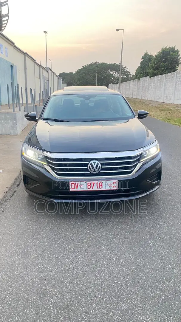 Volkswagen Passat 2.0T SE 2021 Black