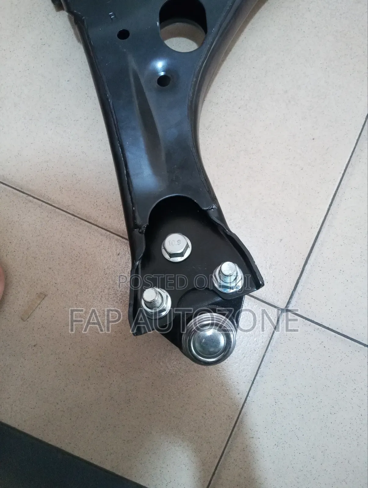 0590. Original Toyota Corolla Control Arm Imported Directly From USA.