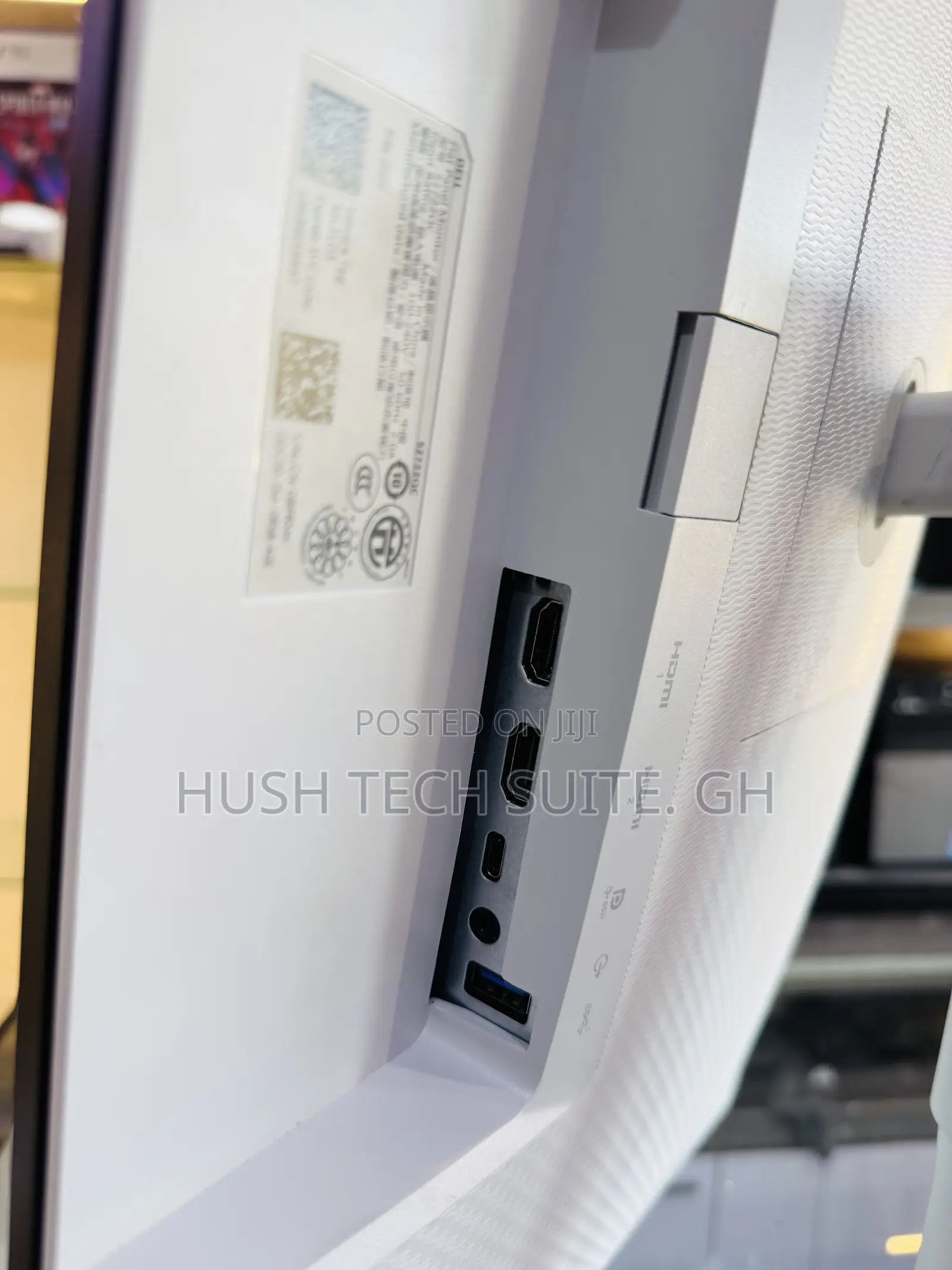 Dell 27” Uhd Usb - C Ips Display Edgeless Monitor