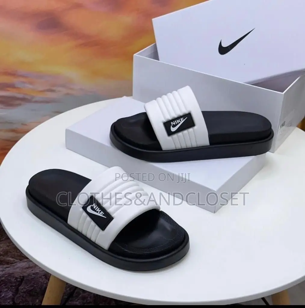 Nike Offcourt Slides