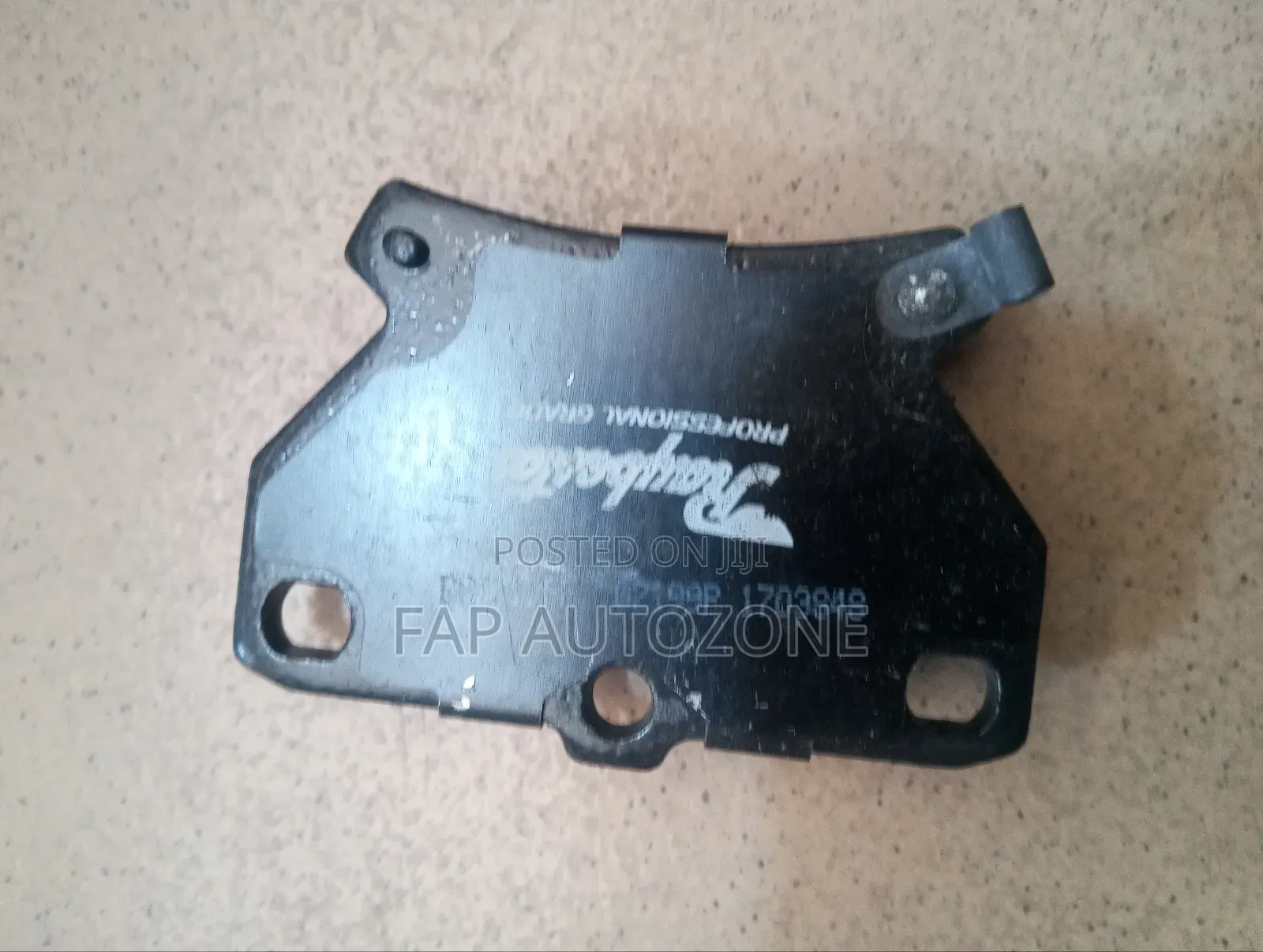 0560. Original Toyota Corolla Brake Pads Imported From Usa