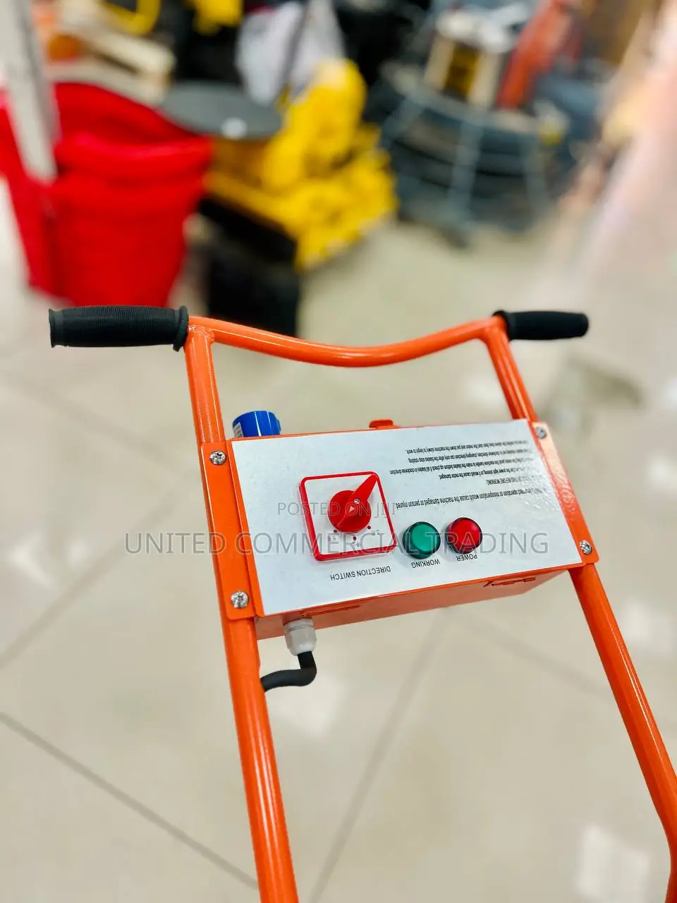 Floor Grinder With Electric Motor and a Blade