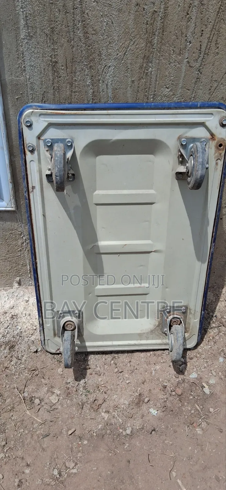 Used Flat Bed Trolly.