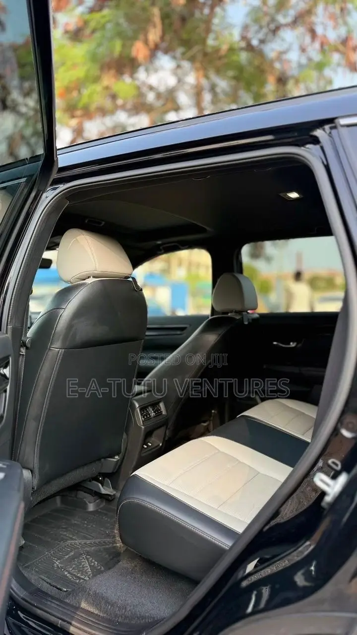 Honda CR-V Hybrid 2024 Black