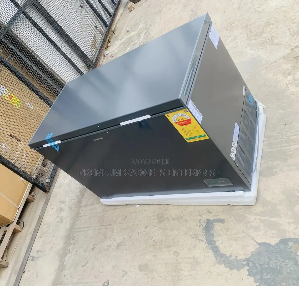 Samsung 371ltr High Quality Chest Freezer Ri70f37v1gagh