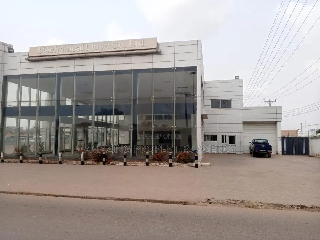 Premium Car Showroom Facility in Takoradi