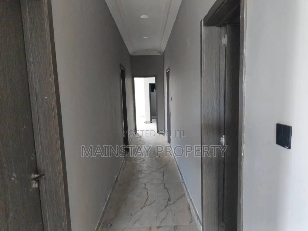 2bdrm Apartment in Mainstay Estates, Airport Residential Area for rent