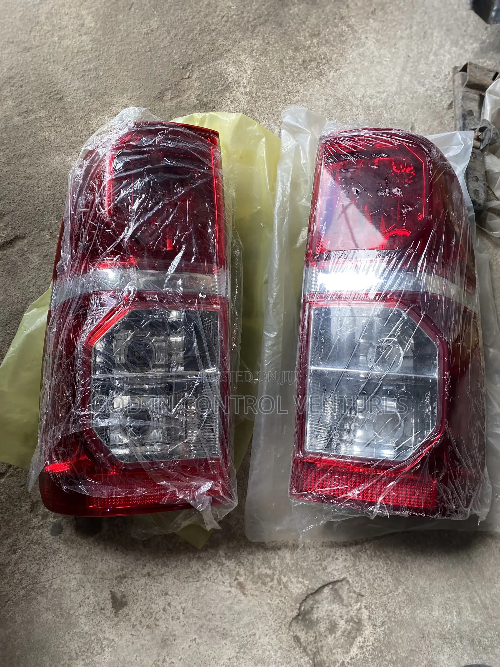 Toyota Hilux 2012 Tail Light Pair