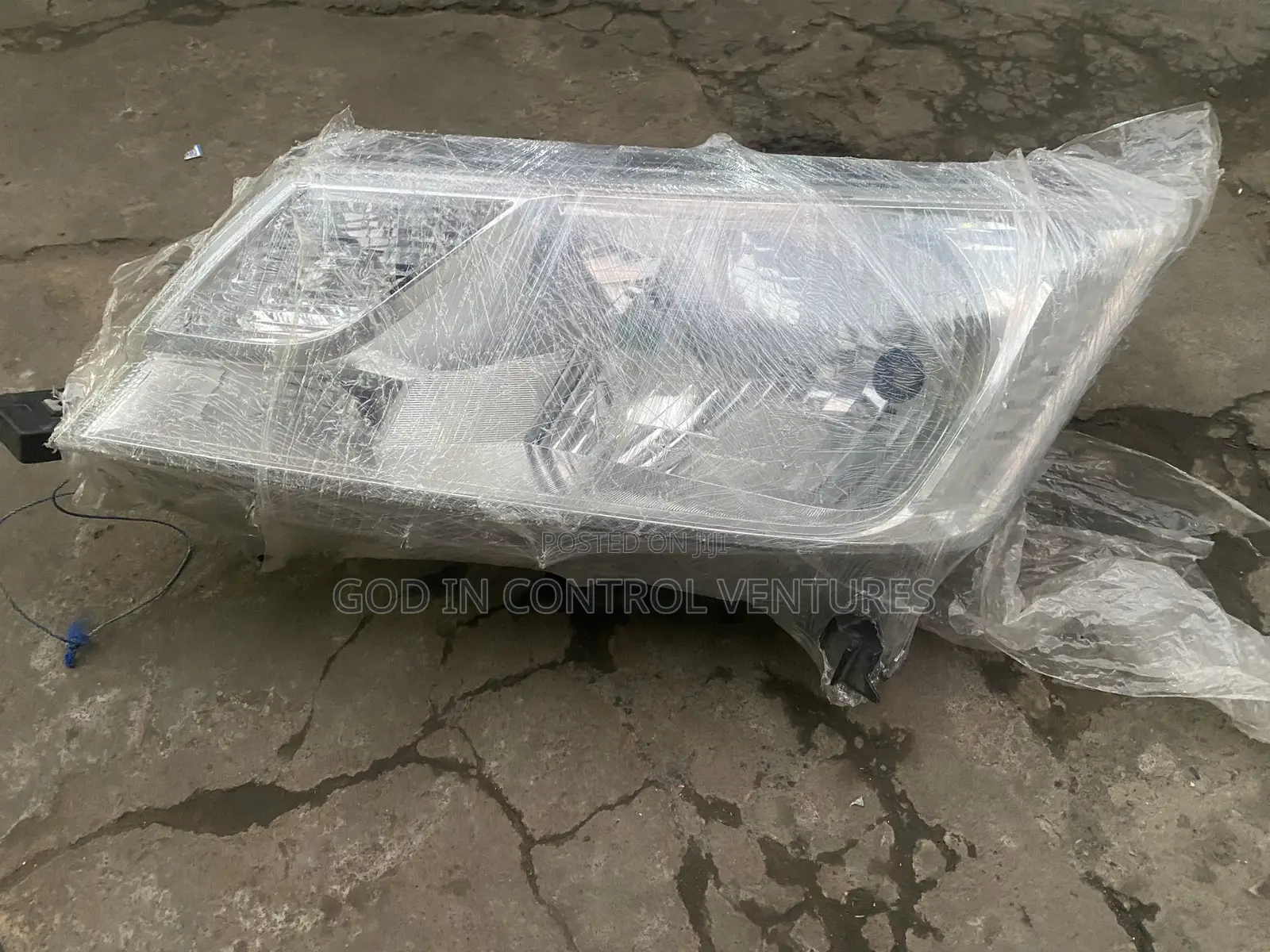 Toyota Hiace 2019 Headlight