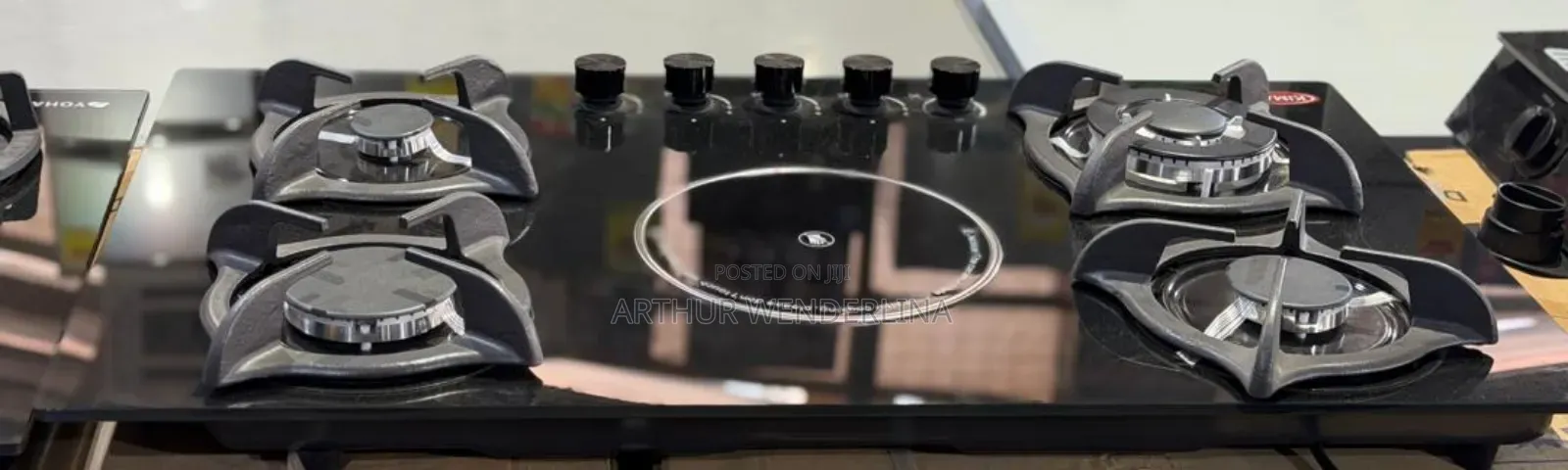 4 Burner With One Hot Plate or Electric Stove