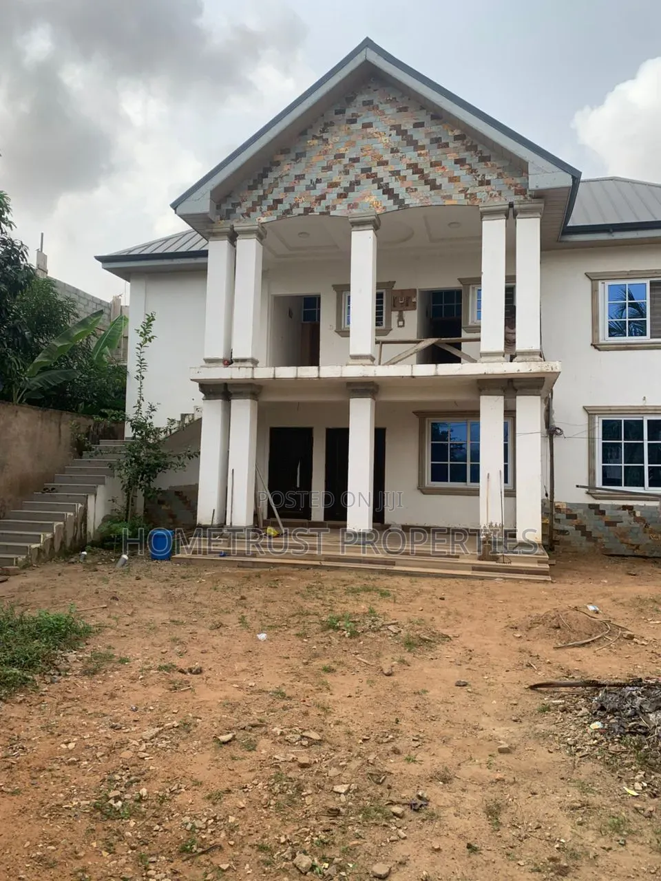 7bdrm Duplex in Pokuase Ayawoso for sale