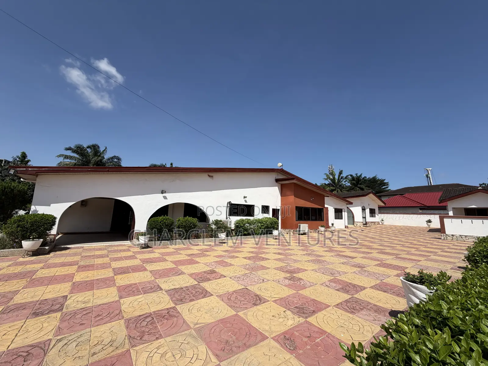 Commercial Property for Rent at Airport Area