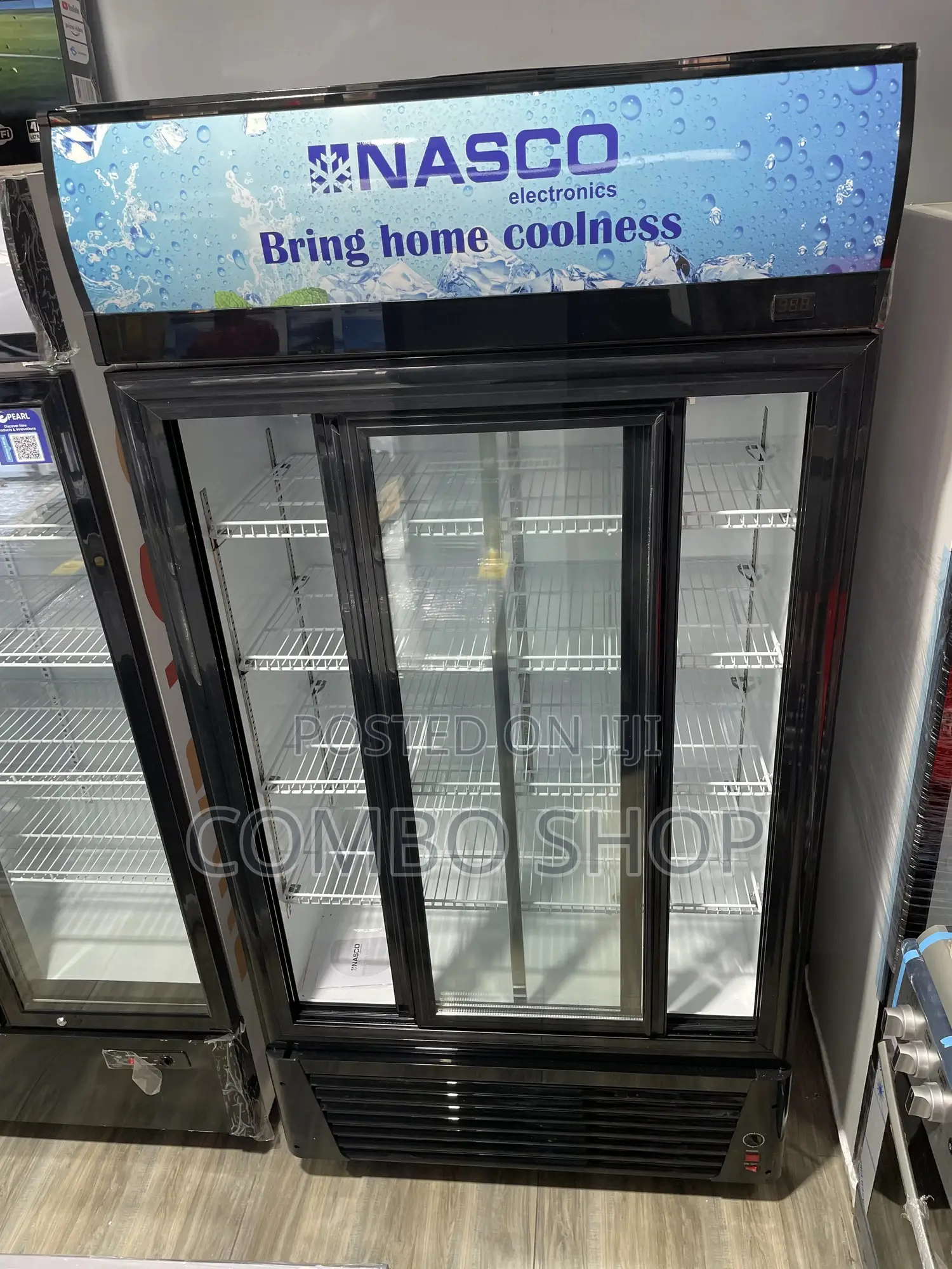 Nasco 728l Display Fridge