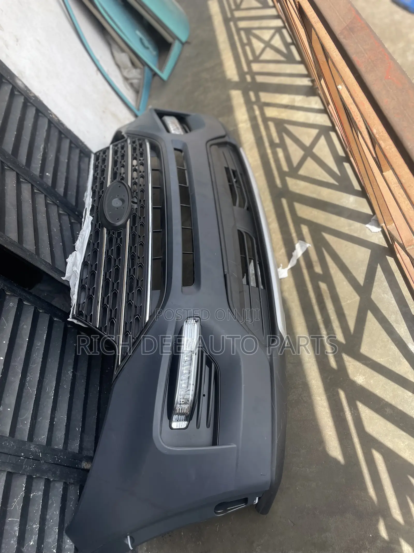 Ford Explorer 2020, 2021, 2022, 2023, 2024 Front Bumper Complete
