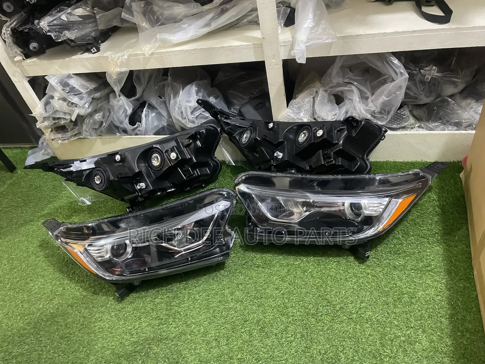 Honda Cr-v 2017, 2018, 2019, 2020, 2021 Headlight Half Led