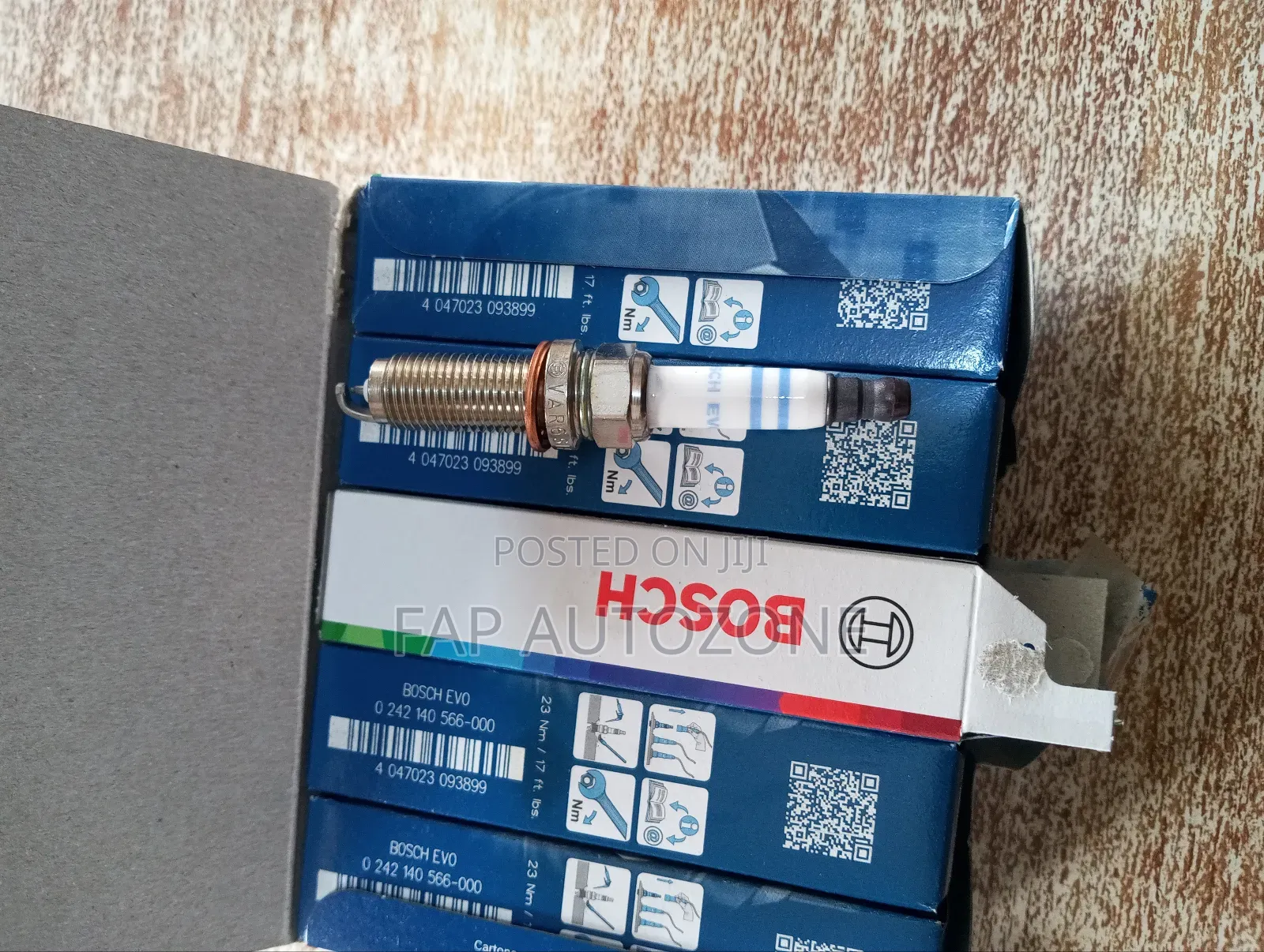 01195. Original Bosch Spark Plugs for Various Cars From USA