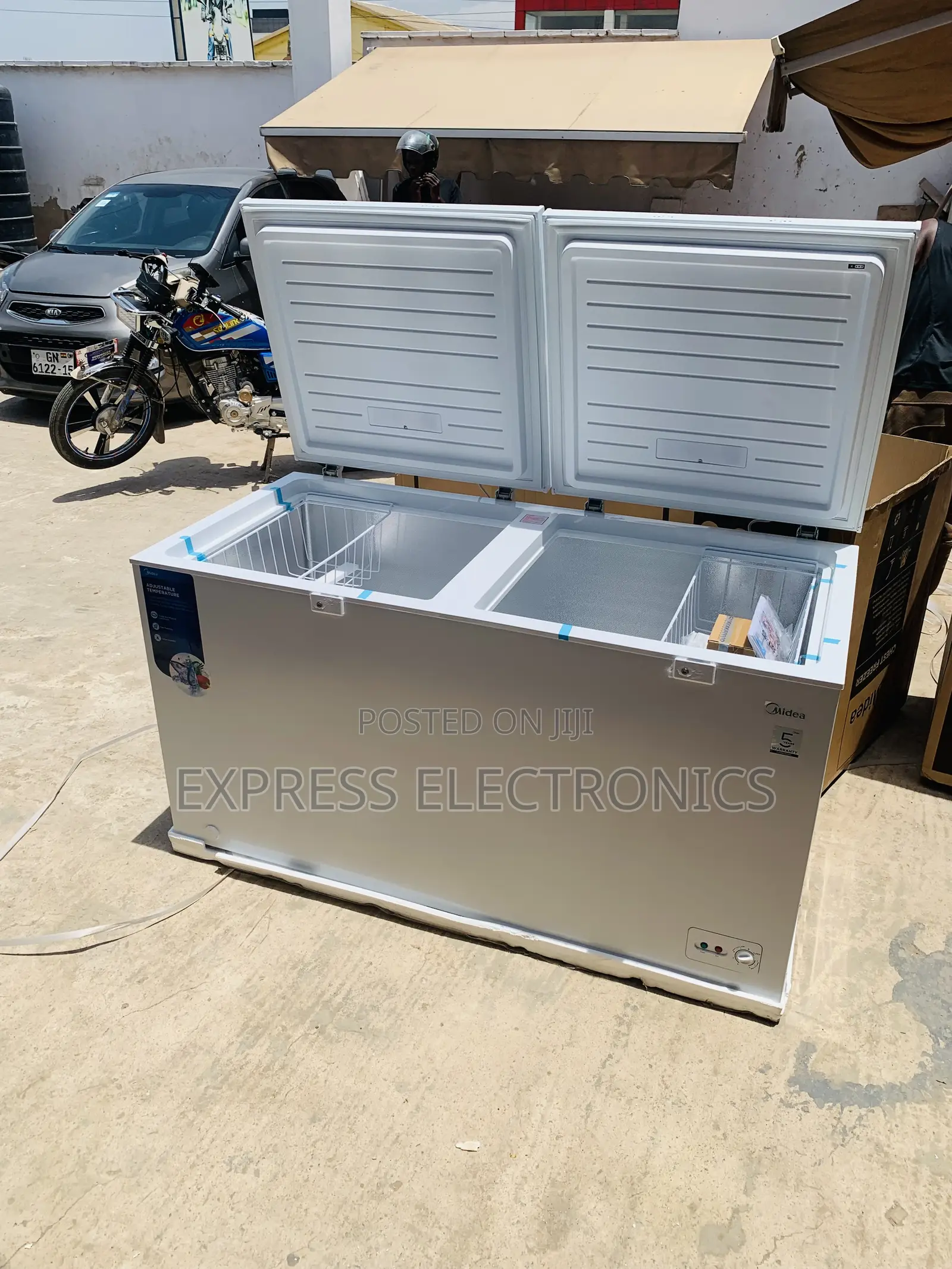 Durable Materials Two Door Chest Freezer Midea 508l