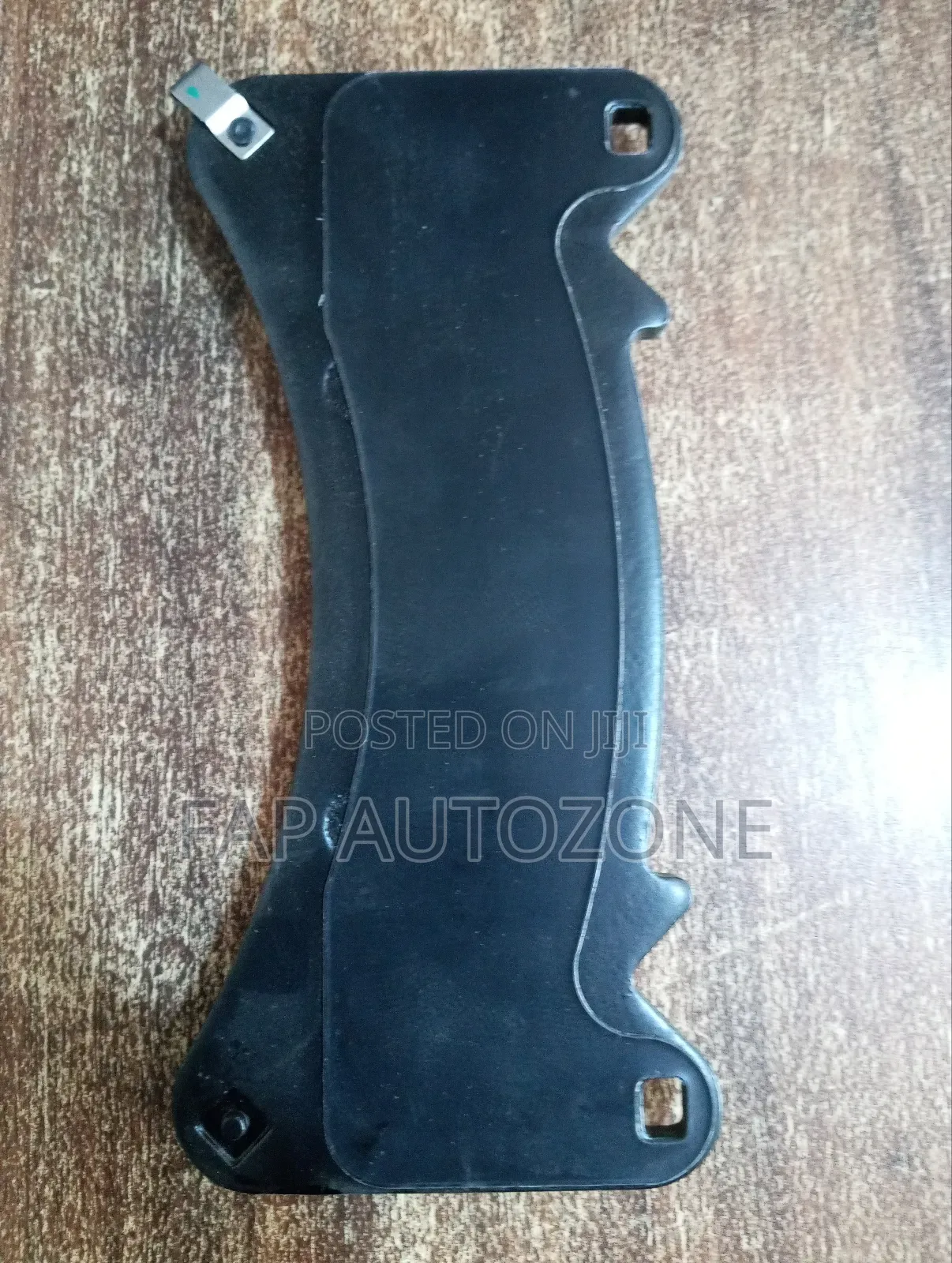 10692. Original Ceramic Cadillac Escalade Brake Pads Imported From Usa