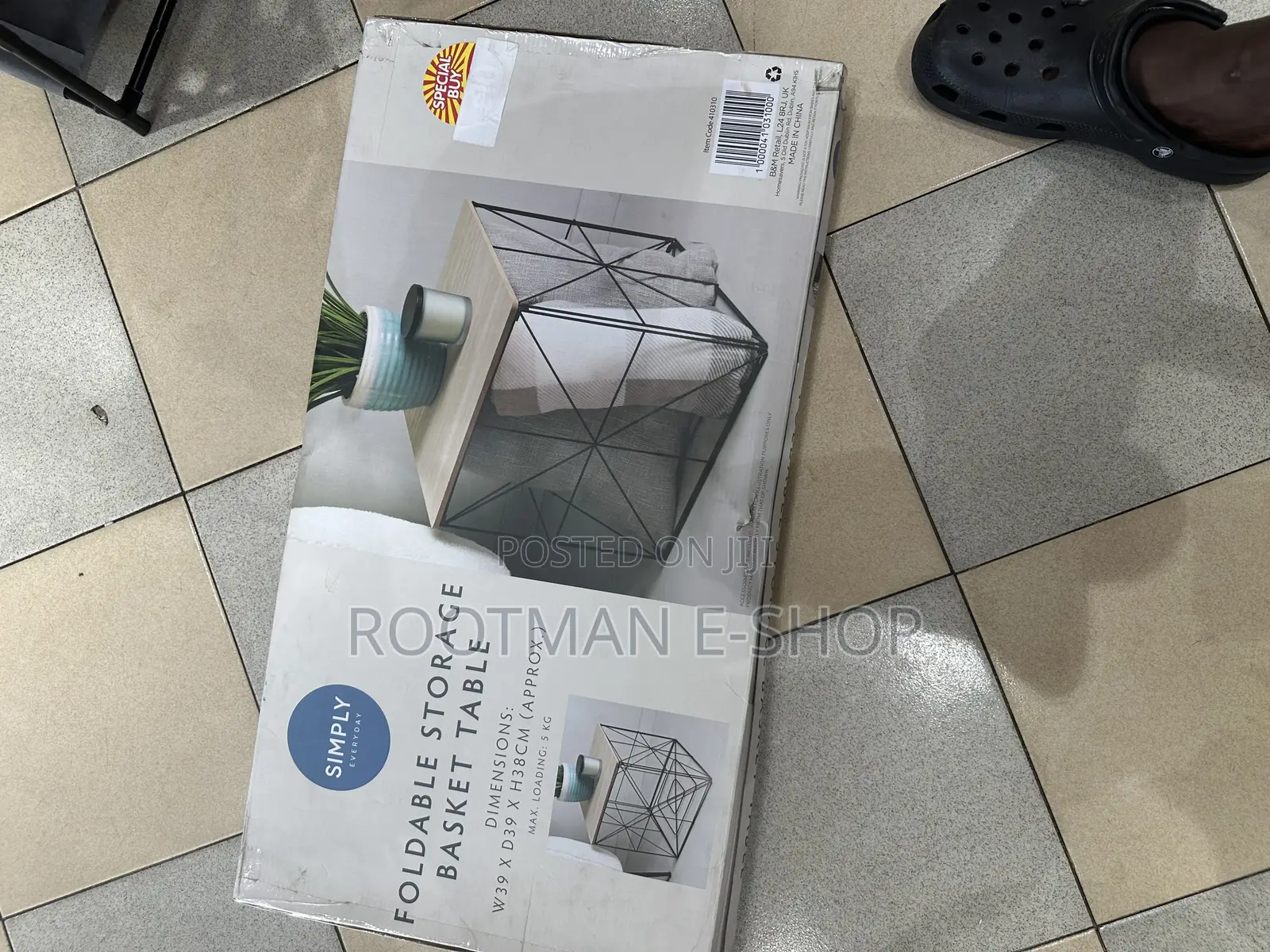 Square Folding Wire Basket for Blankets Storage Side Table