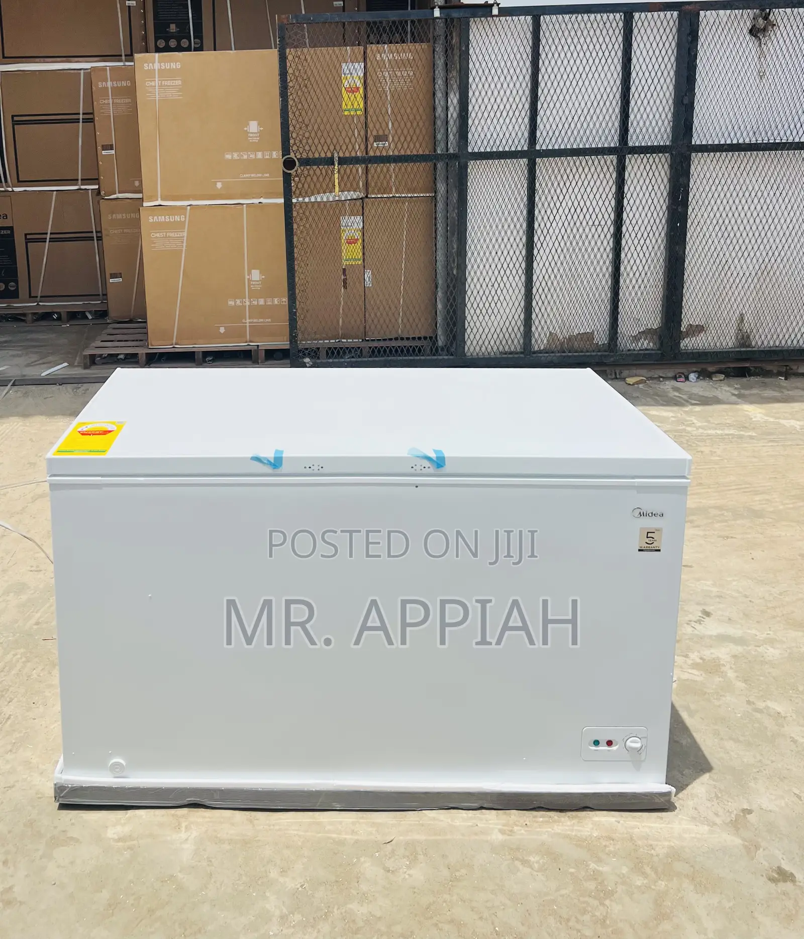 Fast Cooling Midea Single Door Electric Chest Freezer(418l)White
