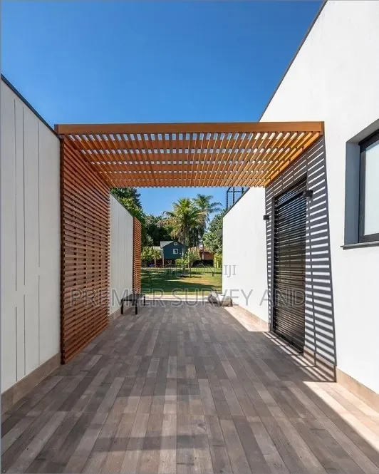 Weather-Resistant Pergola Installation – Built to Last