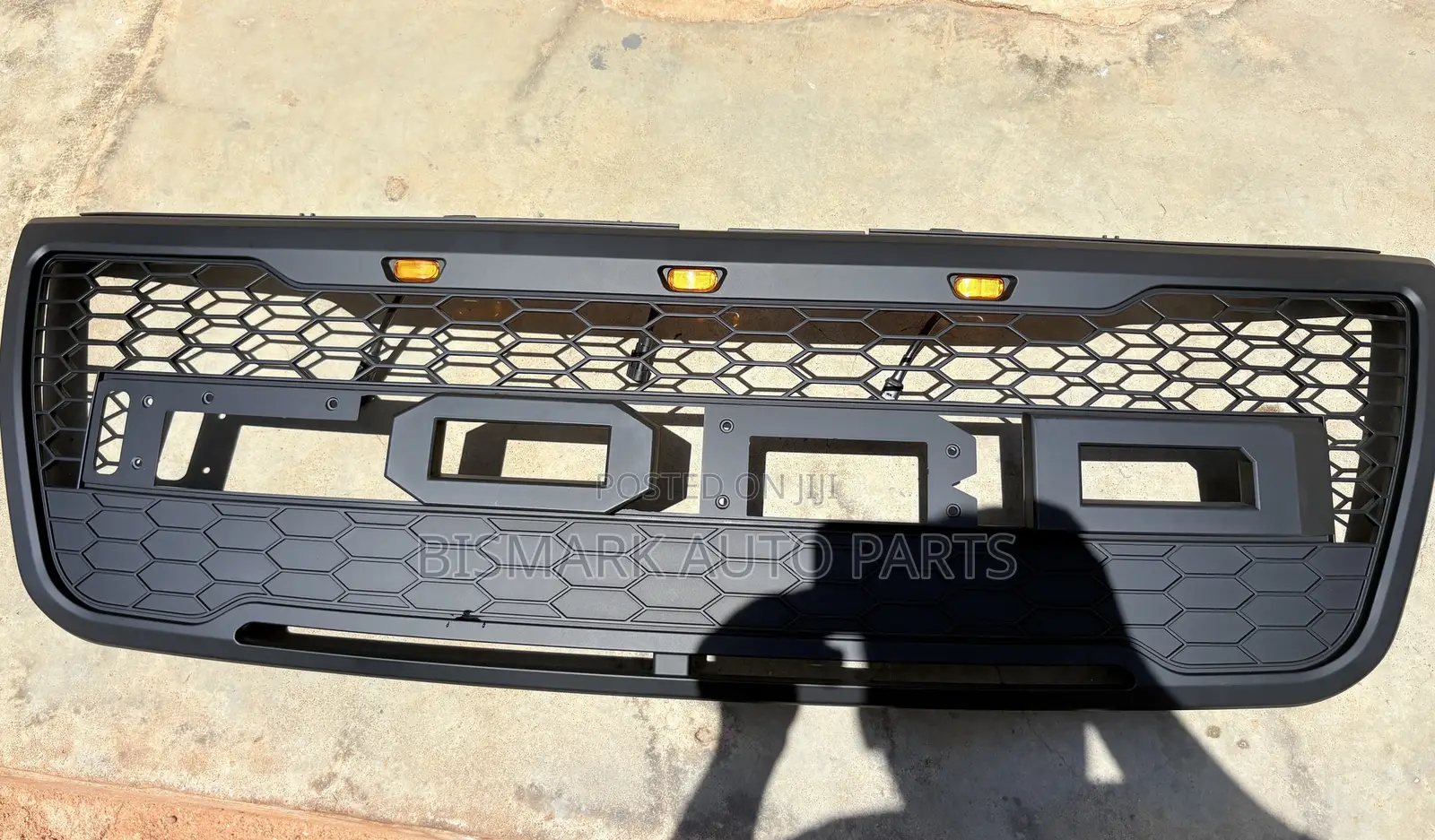 Ford Explore 2011 2012 2013 2014 2015 Front Shells/ Grill Spec