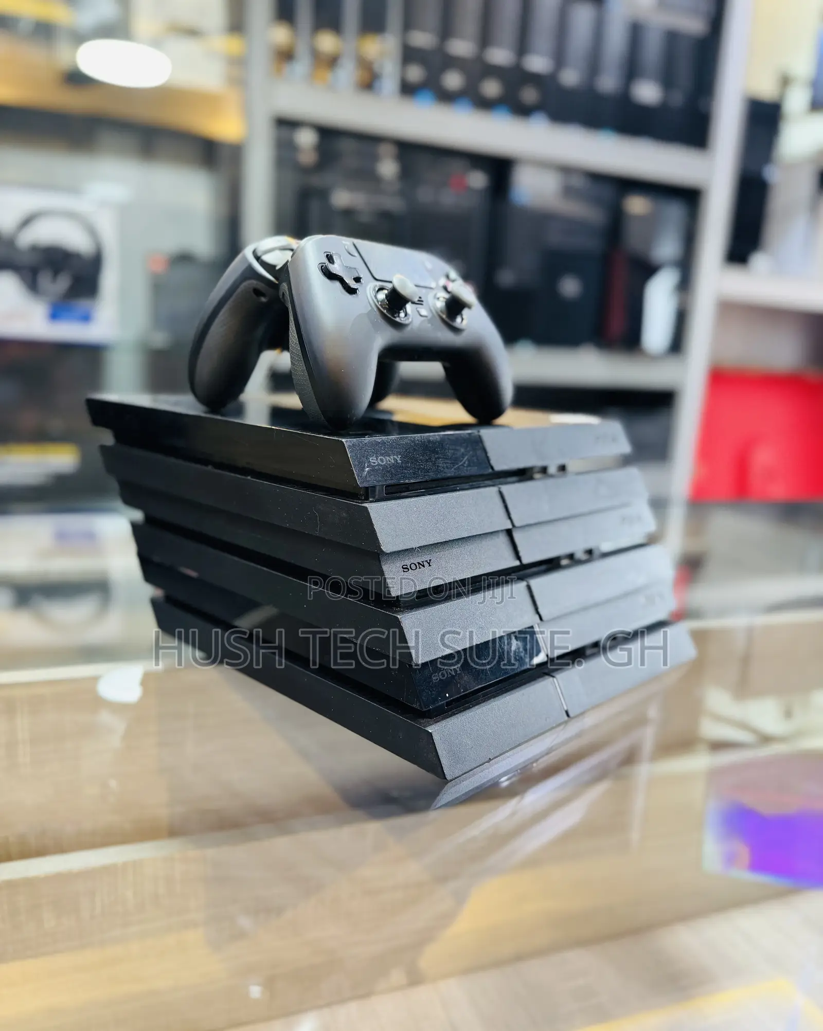 Ps4 Available With One Controller and Games