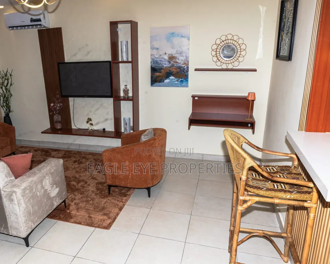 Furnished 2bdrm House in Lake Side Estate for rent
