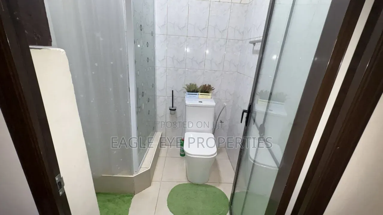 Furnished 2bdrm House in Lake Side Estate for rent