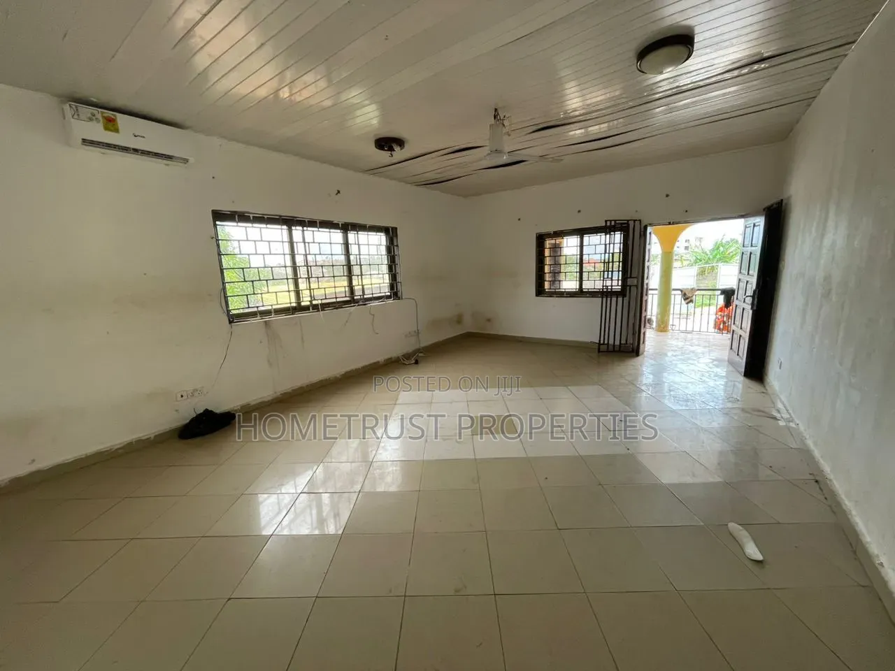 4bdrm Duplex in Achimota Tantra, Mile 7 for sale