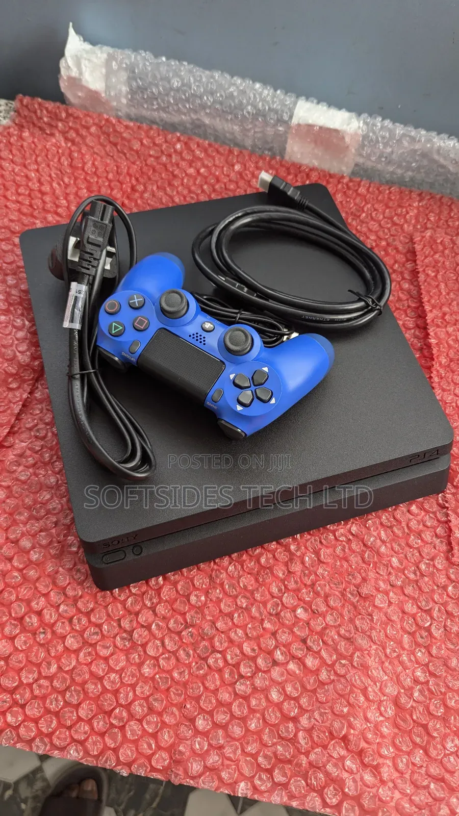 Black Ps4 Slim 500gb With Blue Controller and 8 Games Jailbroken