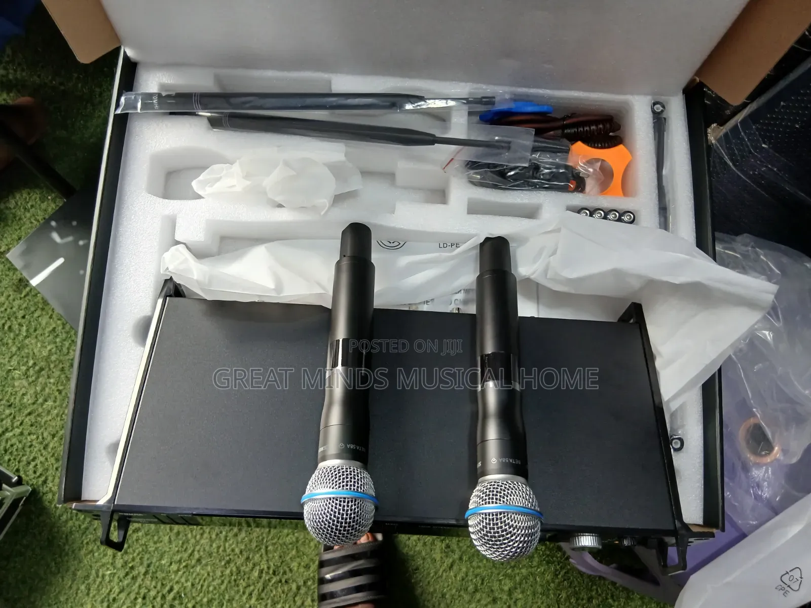 Shure Adx8000 Pro 2in1 Cordless Microphone