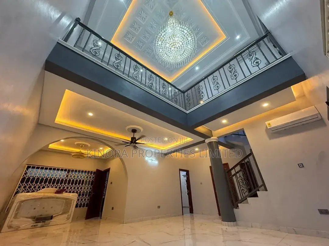 5bdrm Duplex in West Trassaco, Accra Metropolitan for rent