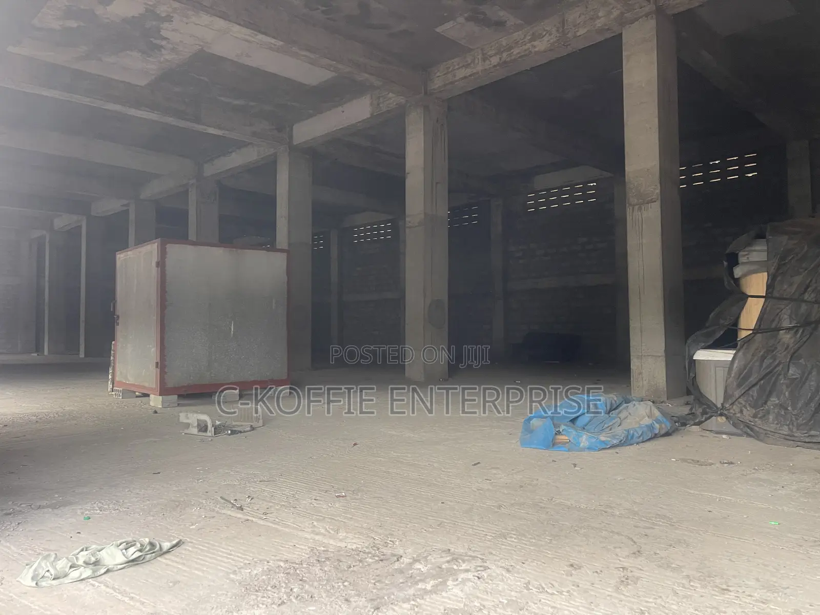 2000 SQM Warehouse at North Kaneshie for Sale