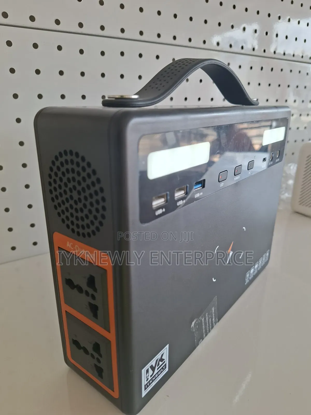 300 Watts Laptop Power Bank