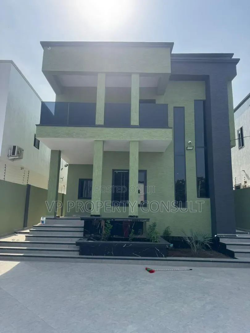 3bdrm House in Mile 7 for sale