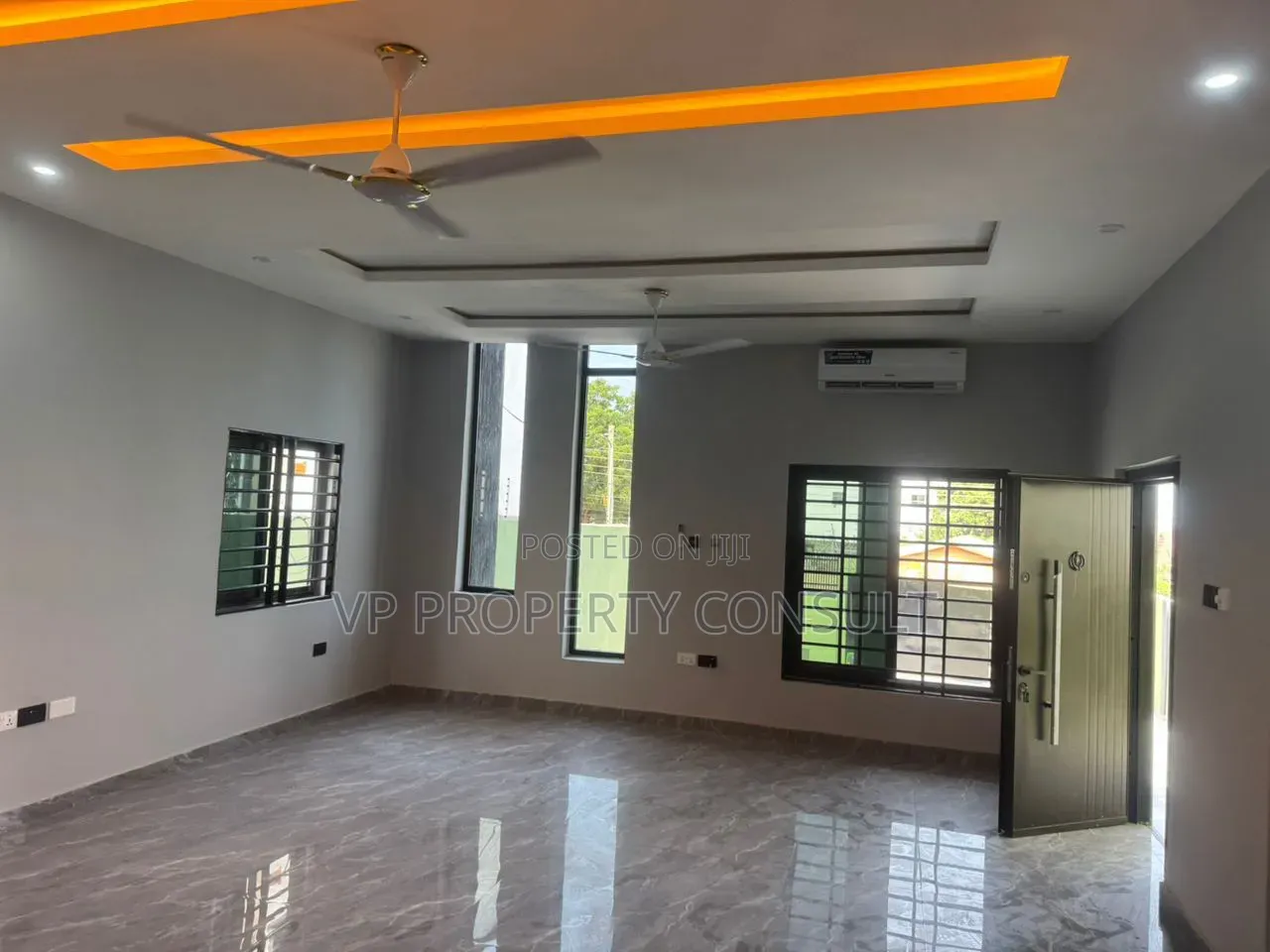 3bdrm House in Mile 7 for sale