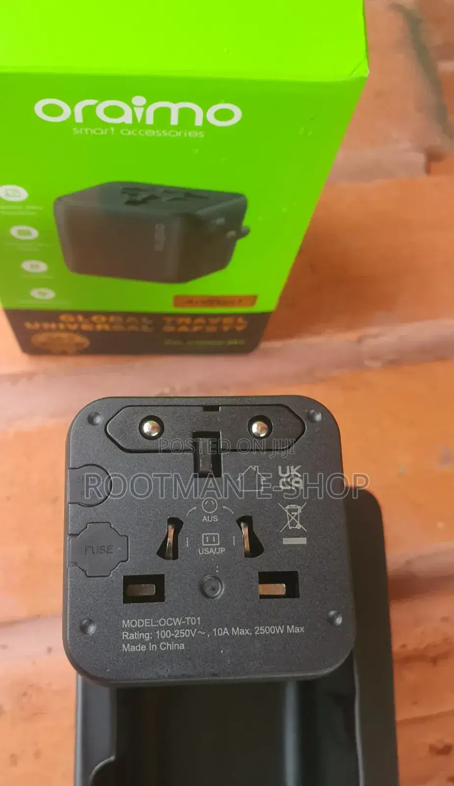 Oraimo Compact Safe-Travel Adapter