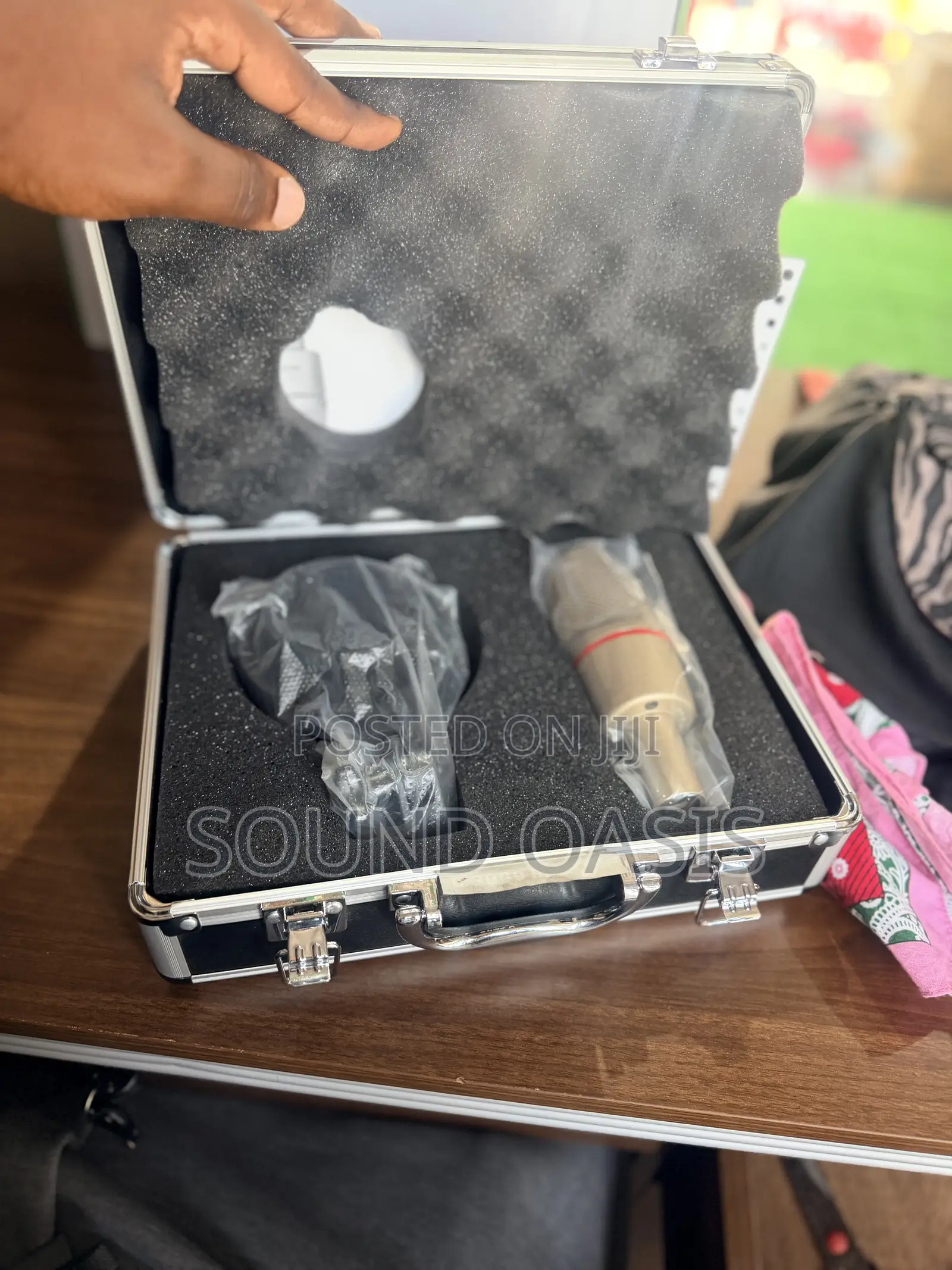 Akg C3000b Condenser Microphone(Studio Microphone)