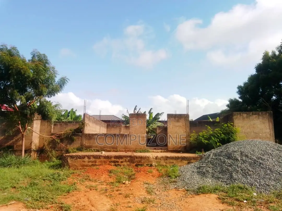 Land Uncompleted House at Abokobi