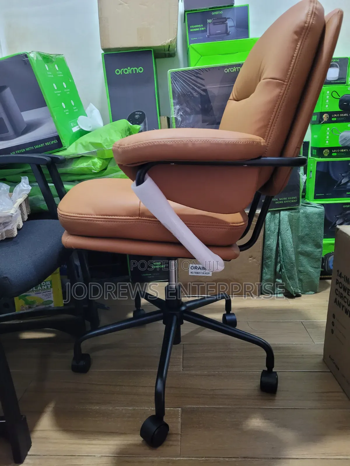 Oraimo Softnest Double-Layer Cushioning Office Chair
