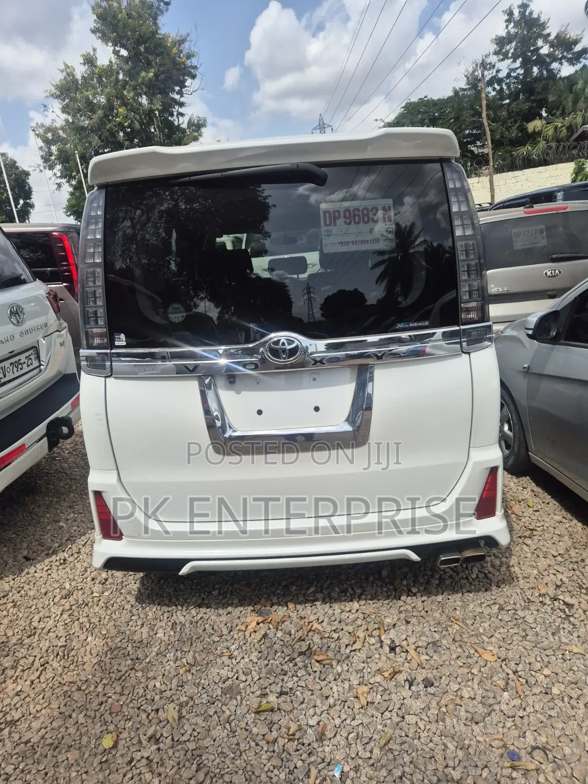 Toyota Voxy 2015 White