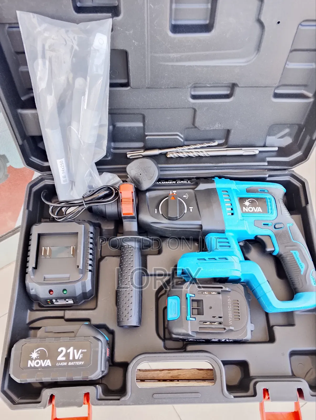 Cordless Hammer Drilling Machine With 2 Batteries (3000mah)