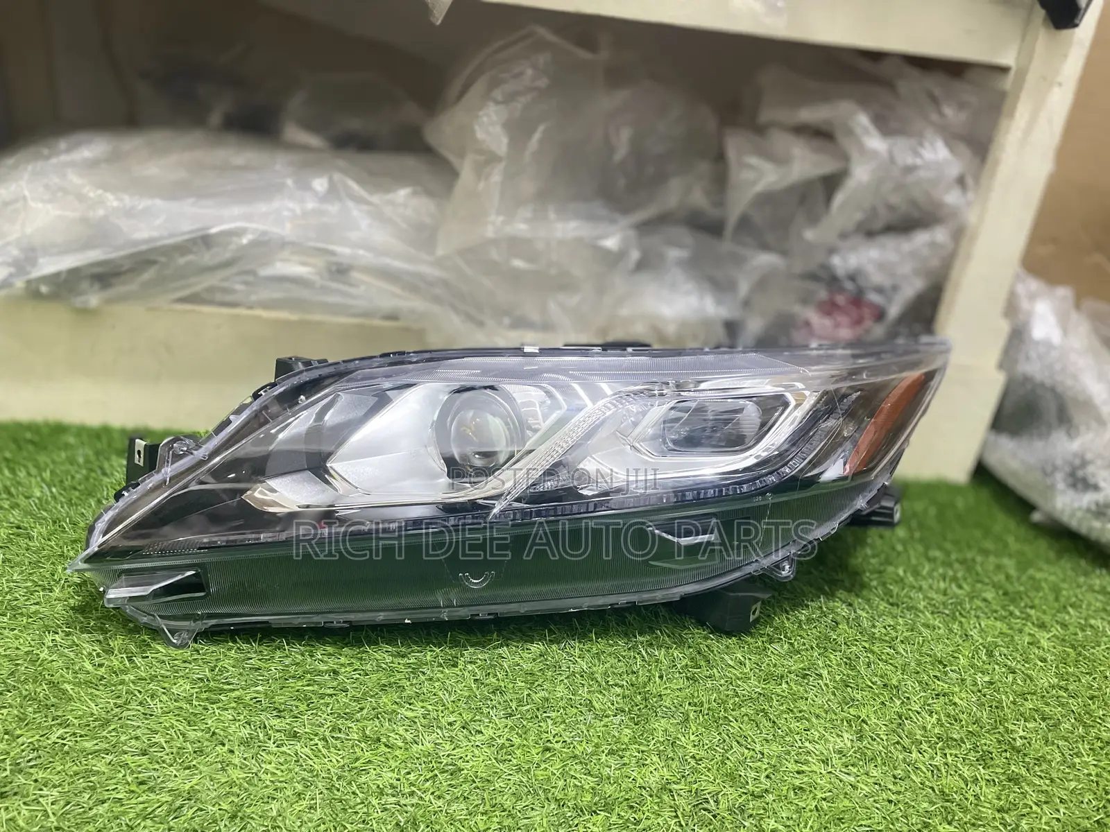 Mitsubishi Eclipse Cross 18 Headlight 2018, 2019, 2020 Year Modern
