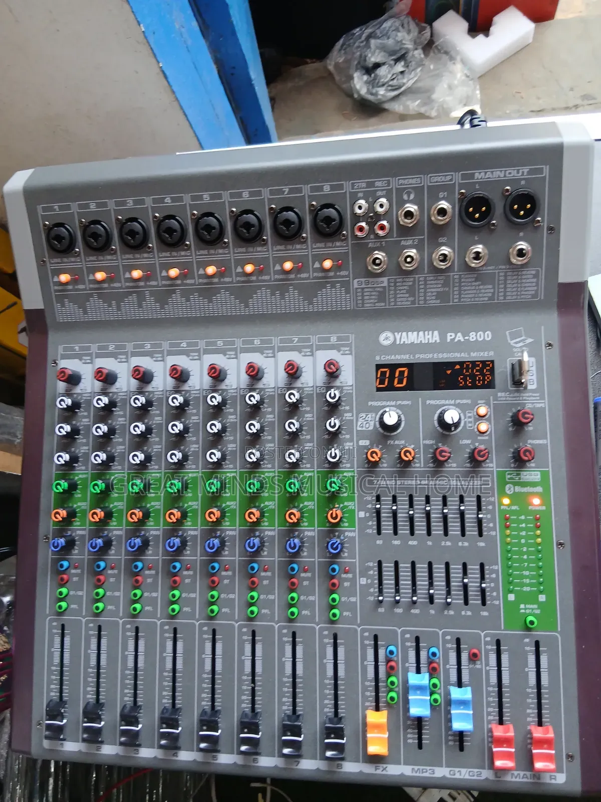 Yamaha Pa-800 8 Channels Mxer