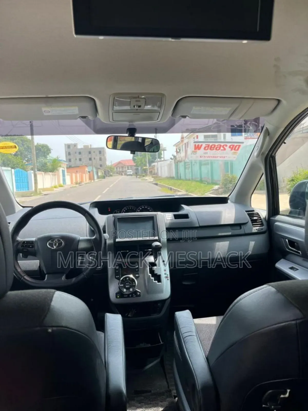 Toyota Voxy 2013 Black